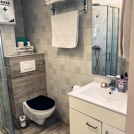 Rohan Studio One Aparthotel